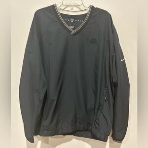 Nike Golf Black and Cream V-Neck Pullover. XL. Excellent used condition.